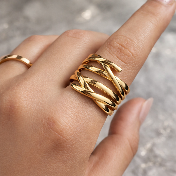 Kruti adjustable ring